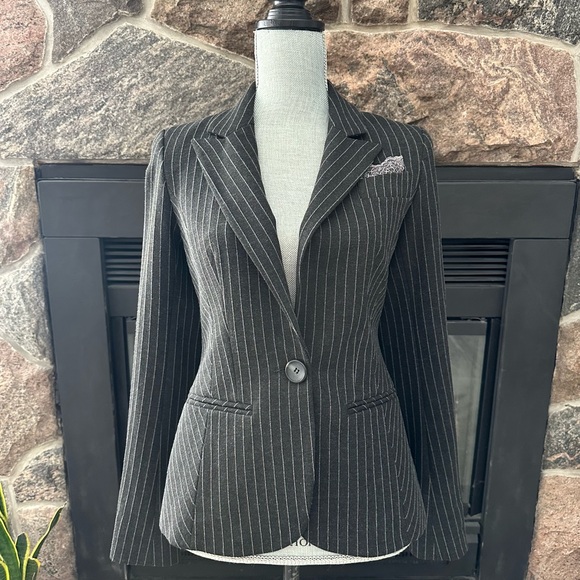 Iris Setlawke Pinstripe Blazer - Picture 11 of 11
